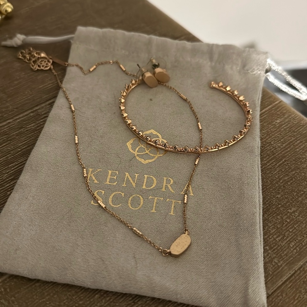 Kendra Scott rose gold jewelry